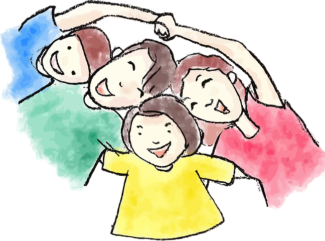 Illustrasjon av en familie på fire som holder hverandre i hendene