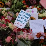 Bilde av blomsterhav foran slottet 28. 8.2026.